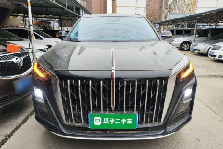 红旗HS3 2023款 1.5T 两驱善为版车身外观2