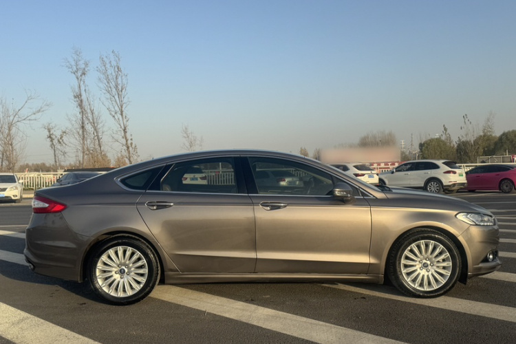 福特 蒙迪欧 2013款 2.0L GTDi200豪华型车身外观6004