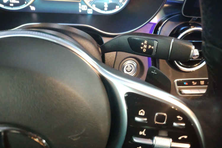 奔驰C级 2019款 改款 C 260 L 4MATIC 运动版局部细节18