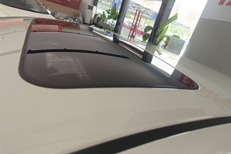 日产 轩逸 2022款 1.6L XL CVT悦享版车身外观57