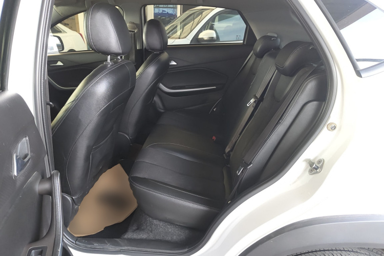 奇瑞 瑞虎3X 2018款 1.5L 自动精英版中控内饰21