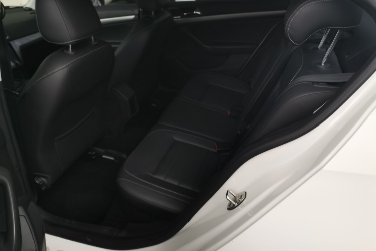 大众 朗逸 2017款 1.6L 自动舒适版中控内饰21