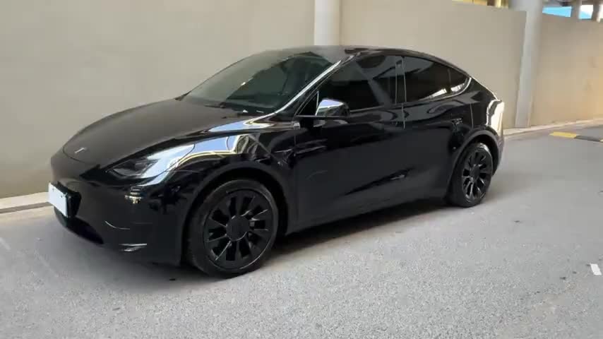 特斯拉 Model Y 2022款 后轮驱动版实拍1