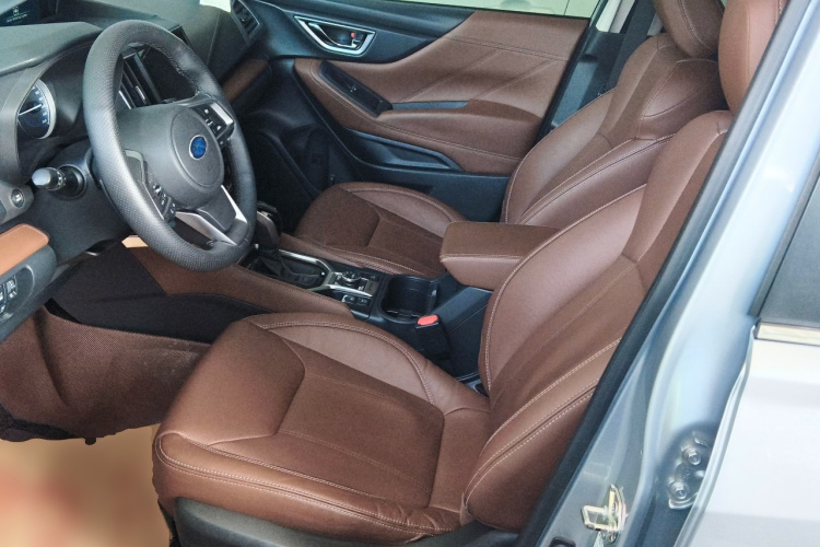 斯巴鲁 森林人 2019款 2.0i 智擎旗舰版EyeSight中控内饰19