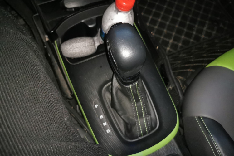 荣威 科莱威CLEVER 2021款 302km全能版局部细节18