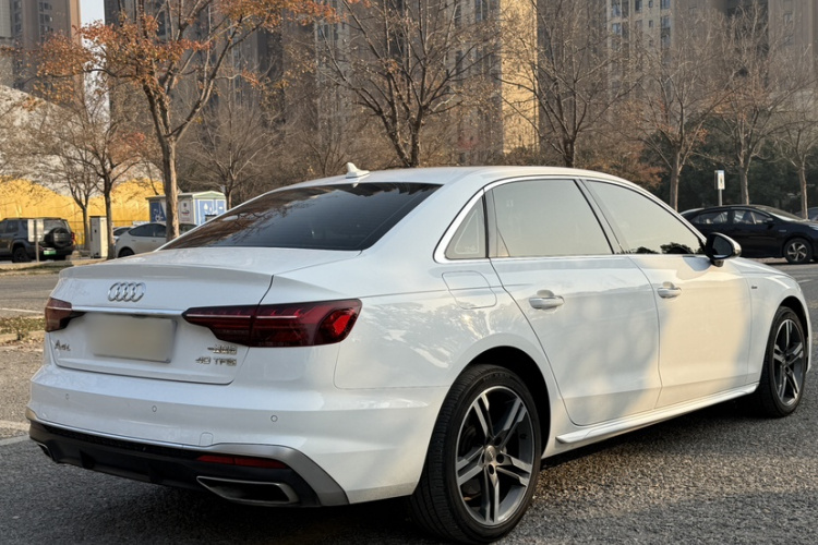 奥迪A4L 2022款 40 TFSI 时尚动感型车身外观6001