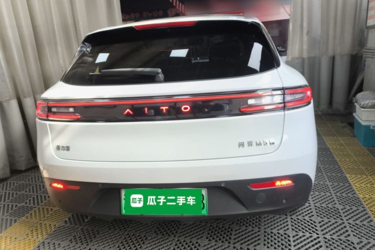 鸿蒙智行 问界M5 2022款 纯电后驱标准版车身外观6