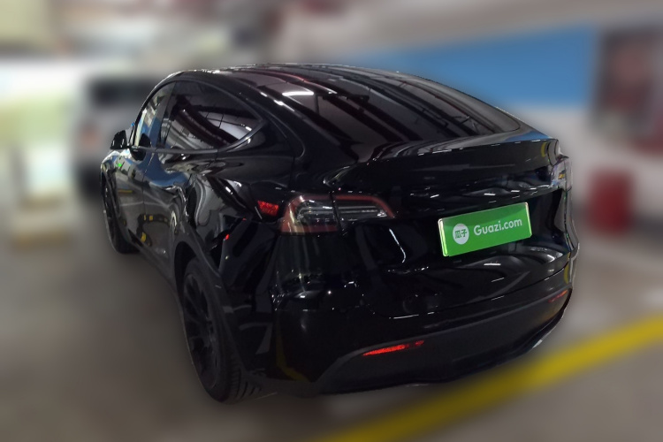 特斯拉 Model Y 2021款 长续航全轮驱动版车身外观6003