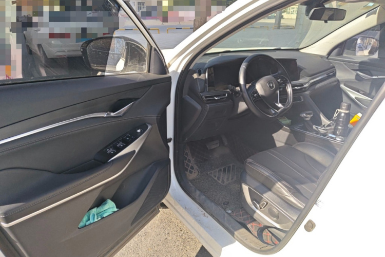 长安CS75 PLUS 2020款 1.5T 自动豪华型中控内饰7003