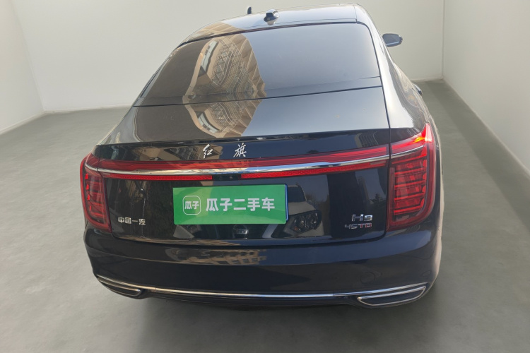 红旗H9 2020款 2.0T 智联旗畅版车身外观6
