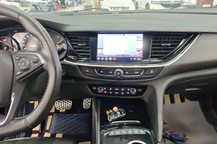 别克 君威 2020款 GS 28T 尊贵型局部细节16