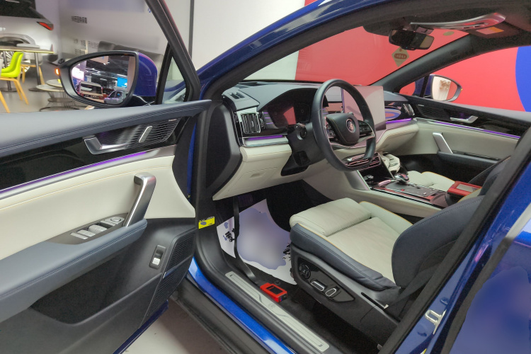 比亚迪 唐新能源 2022款 EV 635KM 四驱旗舰型中控内饰20