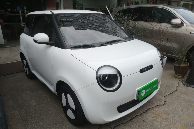 长安启源 长安Lumin 2022款 155km 清甜款车身外观3