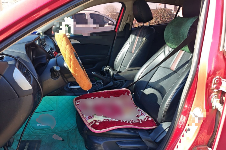 马自达3 昂克赛拉 2017款 三厢 1.5L 自动舒适型 国V中控内饰19