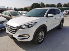 现代 途胜 2015款 1.6T 双离合两驱智能型