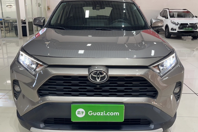 丰田 RAV4荣放 2020款 2.0L CVT两驱风尚版车身外观6001