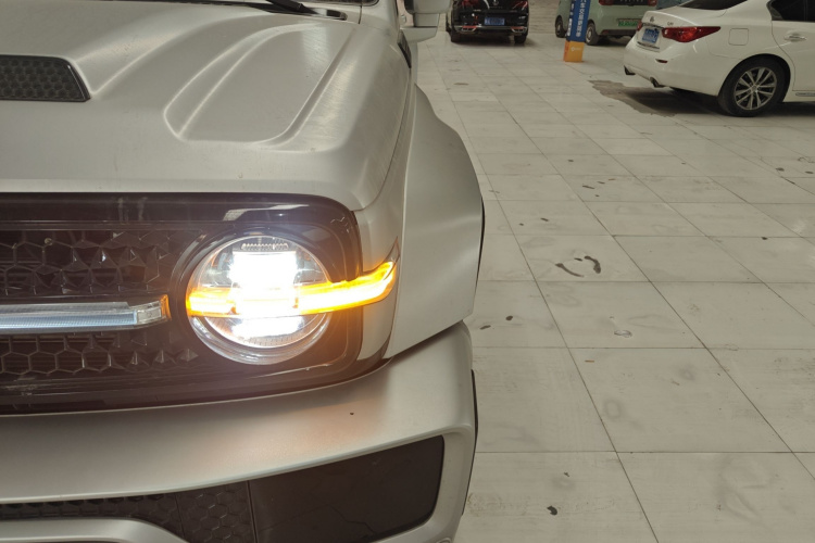 超境汽车 共创坦克300 2021款 2.0T 赛博坦克局部细节36