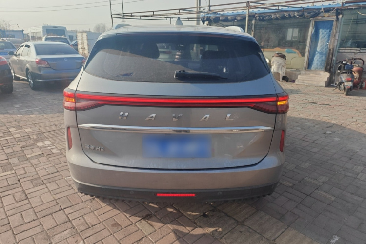 哈弗H6 2021款 第三代 1.5T 自动两驱Pro车身外观6