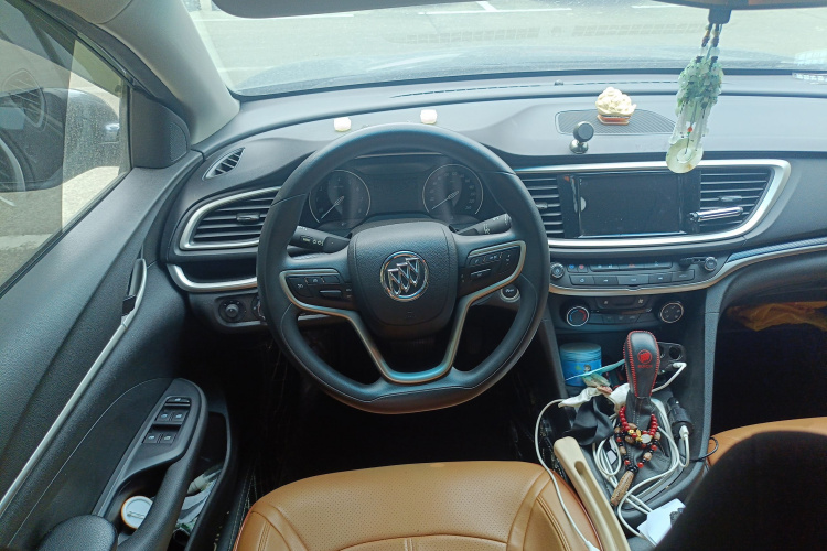 别克 英朗 2021款 改款 典范 1.5L 自动精英型局部细节13