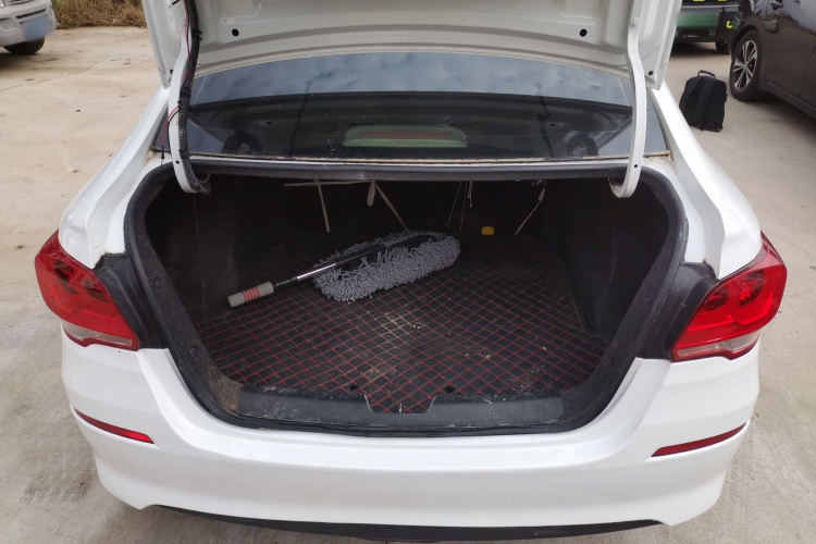 雪佛兰 科沃兹 2016款 1.5L 手动欣享版局部细节23