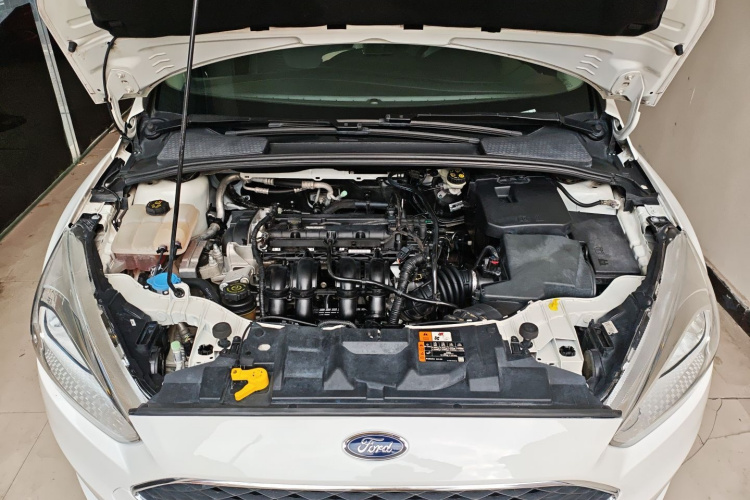 福特 福克斯 2018款 两厢经典 1.6L 自动风尚型智行版局部细节24