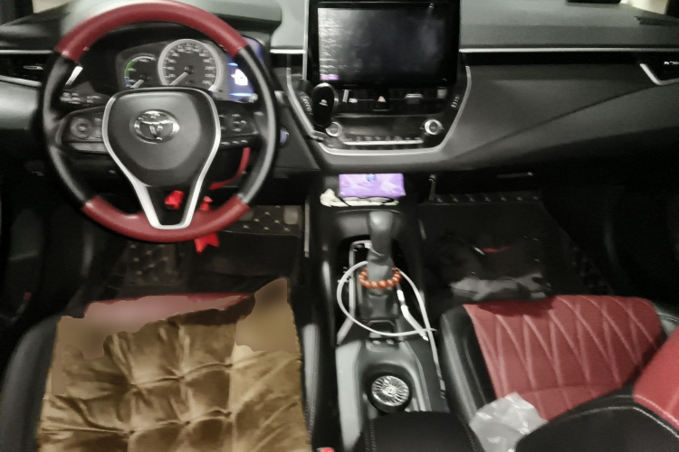 丰田 卡罗拉 2023款 1.8L 智能电混双擎 精英版中控内饰12