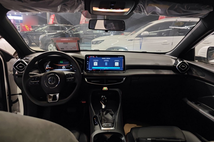 名爵 MG5 2025款 180DVVT 全球豪华版中控内饰12