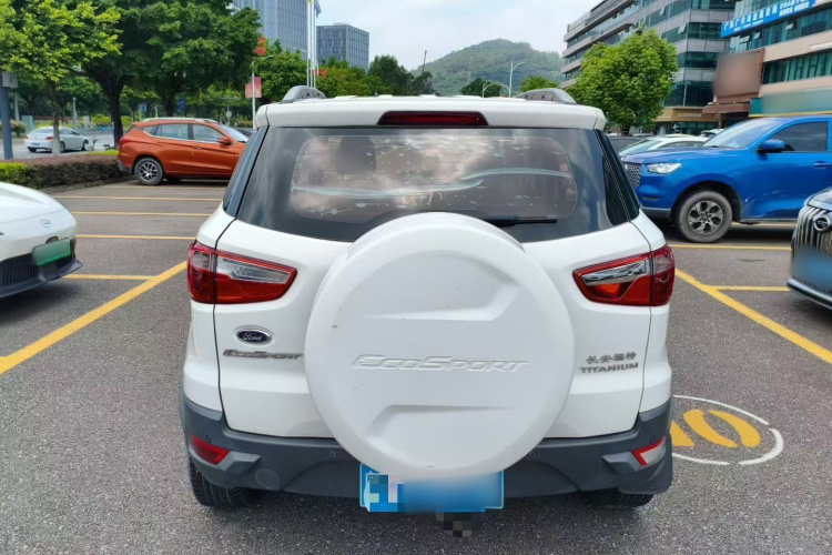 福特 翼搏 2013款 1.5L 自动尊贵型车身外观6001