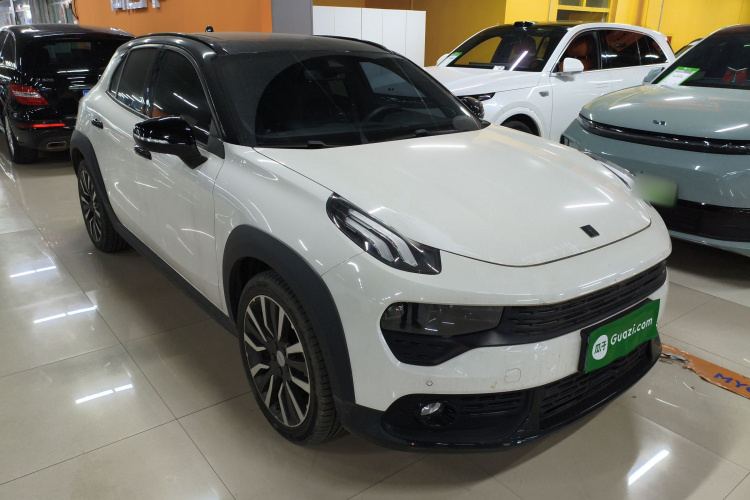 领克02 2021款 2.0TD 自动两驱劲 冠军版车身外观3