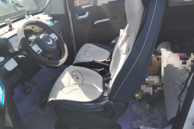 五菱汽车 宏光MINIEV 2022款 GAMEBOY 200km 玩咖款 磷酸铁锂中控内饰19