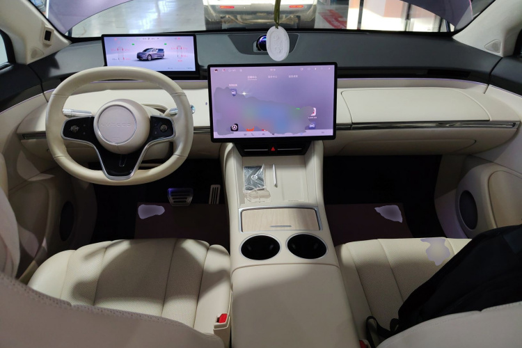 鸿蒙智行 智界R7 2024款 纯电 736km UItra中控内饰7002