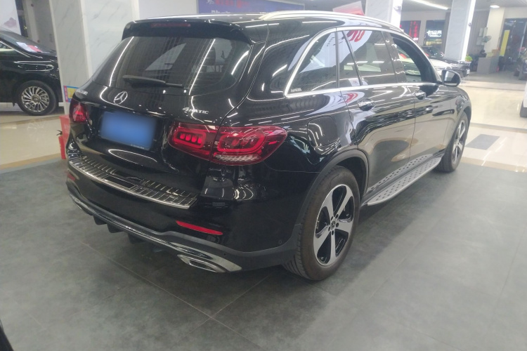 奔驰GLC 2022款 改款三 GLC 260 L 4MATIC 动感型车身外观7