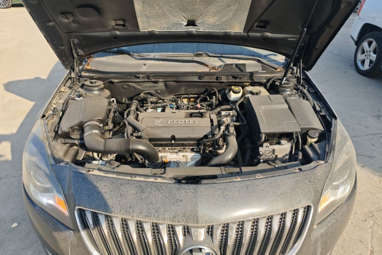 别克 君威 2015款 1.6T 精英技术型局部细节24