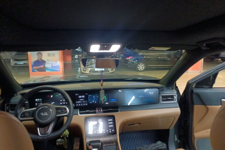 理想汽车 理想ONE 2020款 增程6座版局部细节22