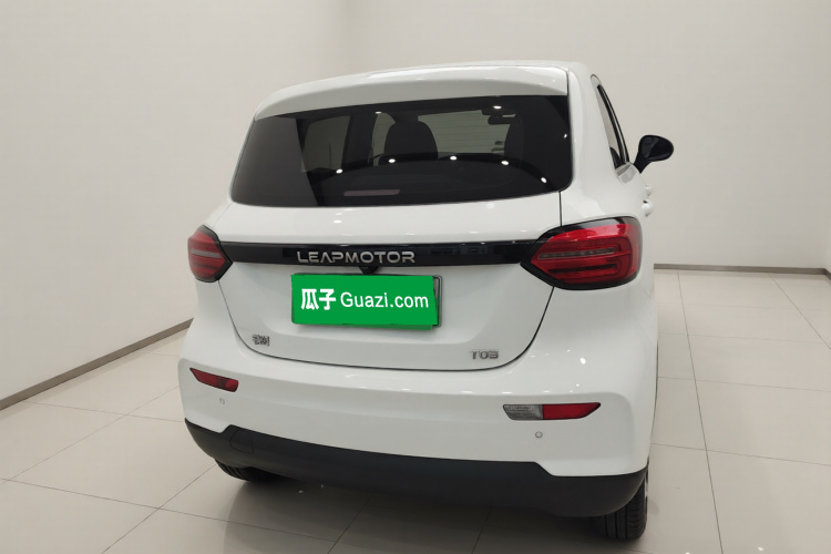 零跑汽车 零跑T03 2025款 310舒享版车身外观6