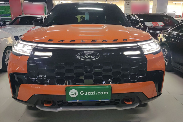 福特 探险者 2023款 EcoBoost 285 昆仑巅峰版 7座车身外观2