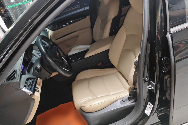 凯迪拉克CT6 2021款 28T 时尚型局部细节19