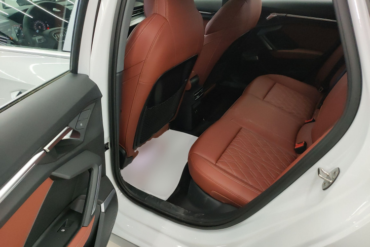 奥迪A3 2025款 Sportback 35TFSI 飞驰尊享型中控内饰21