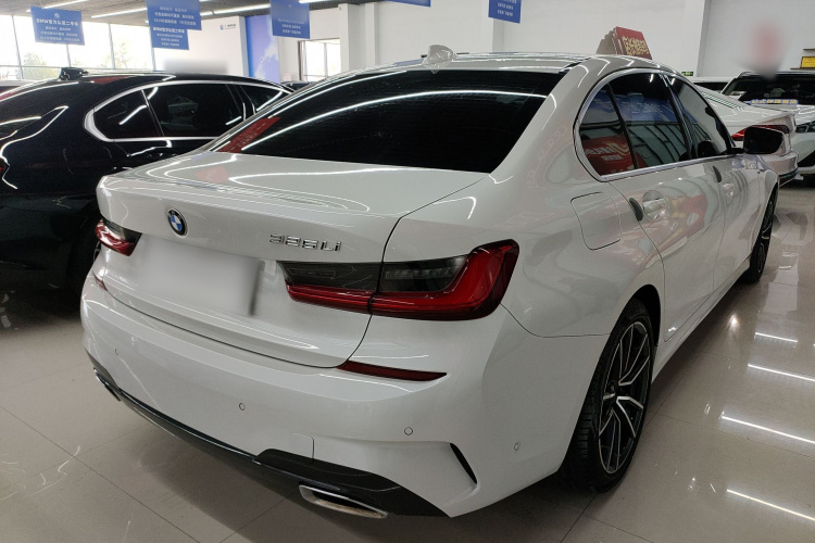 宝马3系 2021款 改款二 325Li M运动套装车身外观7