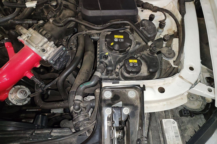 宝马3系 2017款 320Li M运动型局部细节9007