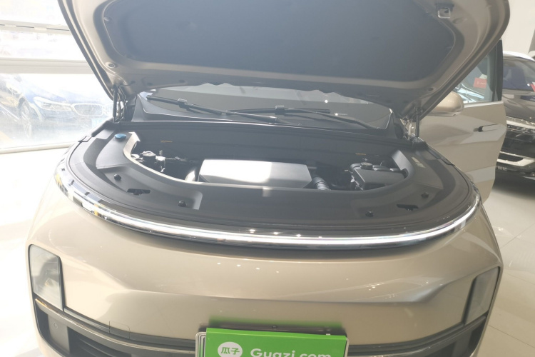 理想汽车 理想L9 2022款 Max机舱底盘24