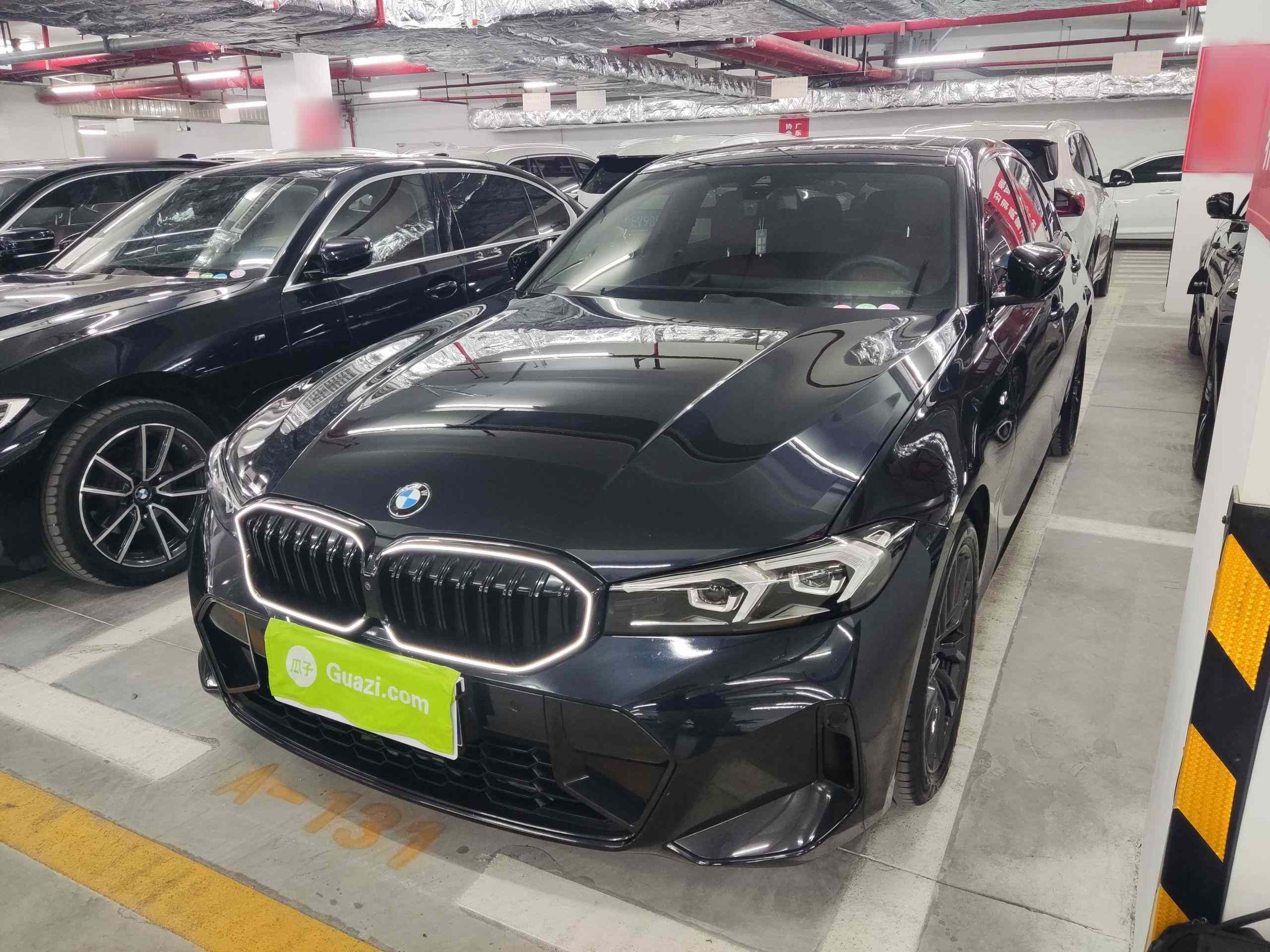 宝马3系 2024款 325i M运动曜夜套装(2)