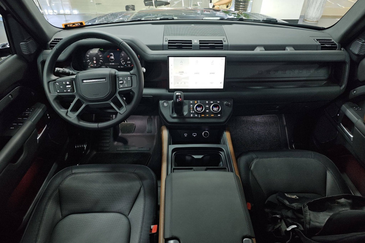 路虎卫士 2024款 110 3.0T P400 X-DYNAMIC HSE中控内饰7002