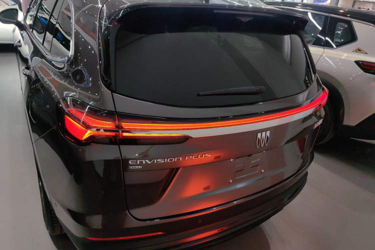 别克 2024款 昂科威Plus 28T 四驱尊享版车身外观6004