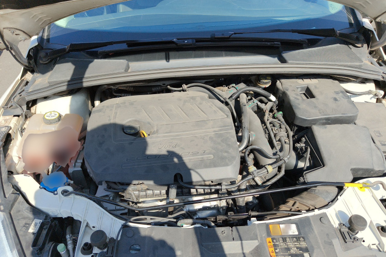 福特 福克斯 2017款 三厢 EcoBoost 180 自动精英型机舱底盘24