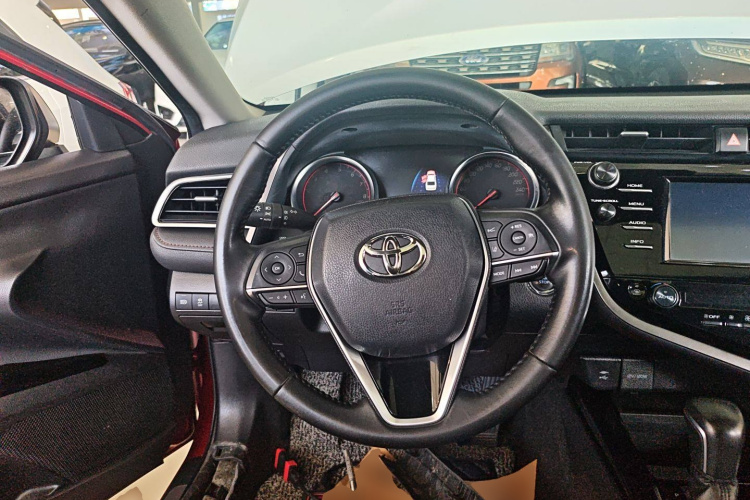 丰田 凯美瑞 2018款 2.0S 锋尚版局部细节13