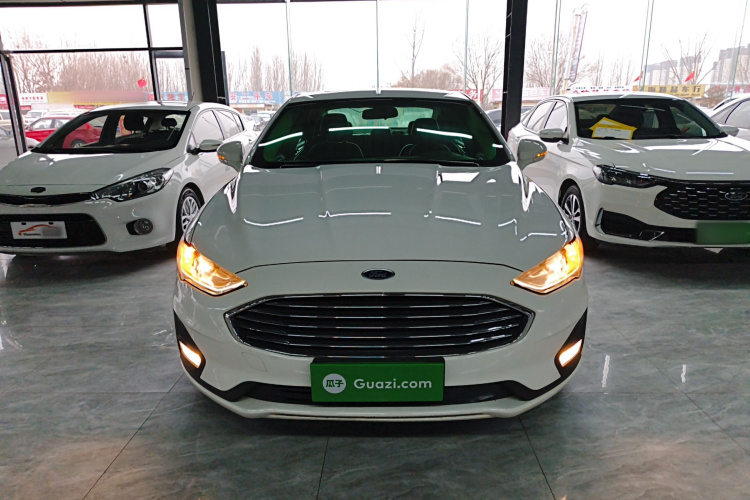 福特 蒙迪欧 2020款 EcoBoost 180 时尚型车身外观2