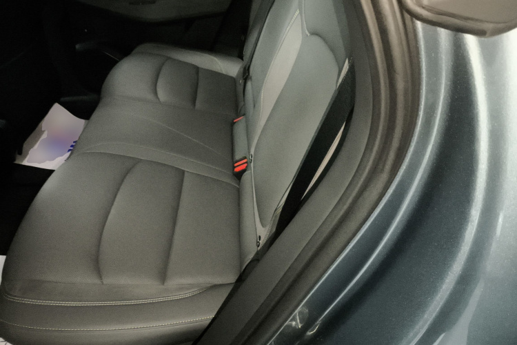 领克08 EM-P 2025款 220km 四驱性能Halo中控内饰7004