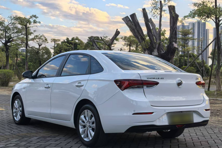 别克 英朗 2021款 改款 典范 1.5L 自动精英型车身外观6005