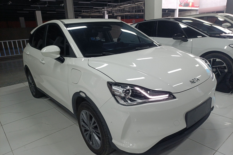 哪吒汽车 哪吒V 2022款 Pro 长续航智享版车身外观6002